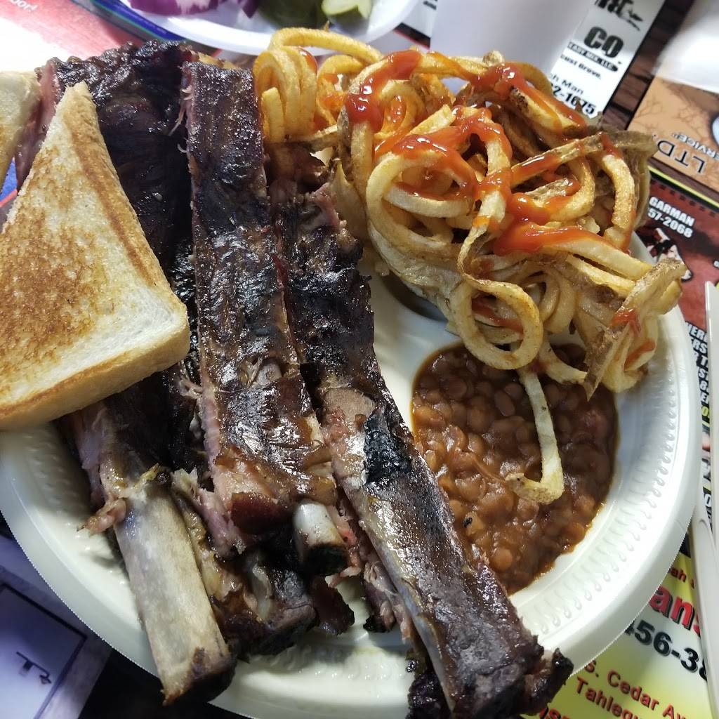 Fishs Bar B Que | restaurant | 105 E Ballentine Rd, Tahlequah, OK 74464, USA | 9184539291 OR +1 918-453-9291