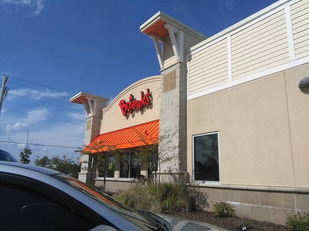 Bojangles Famous Chicken n Biscuits | restaurant | 1594 Highway 17 North, North Myrtle Beach, SC 29582, USA | 8436631658 OR +1 843-663-1658