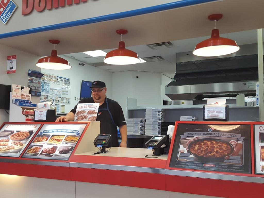 Dominos Pizza | meal delivery | 6434 N Preston Hwy Ste 4, Louisville, KY 40229, USA | 5029554444 OR +1 502-955-4444
