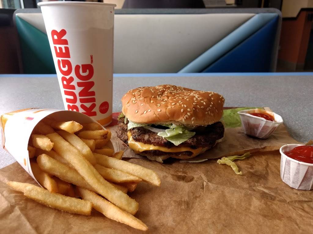 Burger King | restaurant | 2270 Hunters Woods Plaza, Reston, VA 20191, USA | 7038606741 OR +1 703-860-6741