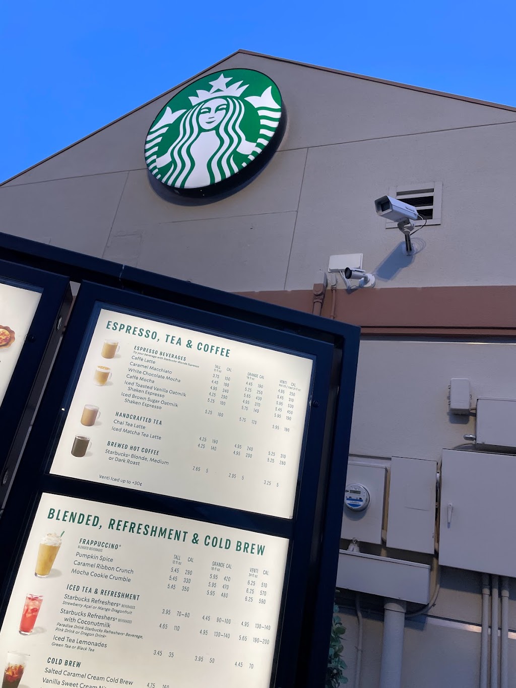 Starbucks | cafe | 1310 A, E Del Mar Blvd, Laredo, TX 78041, USA | 9567225887 OR +1 956-722-5887