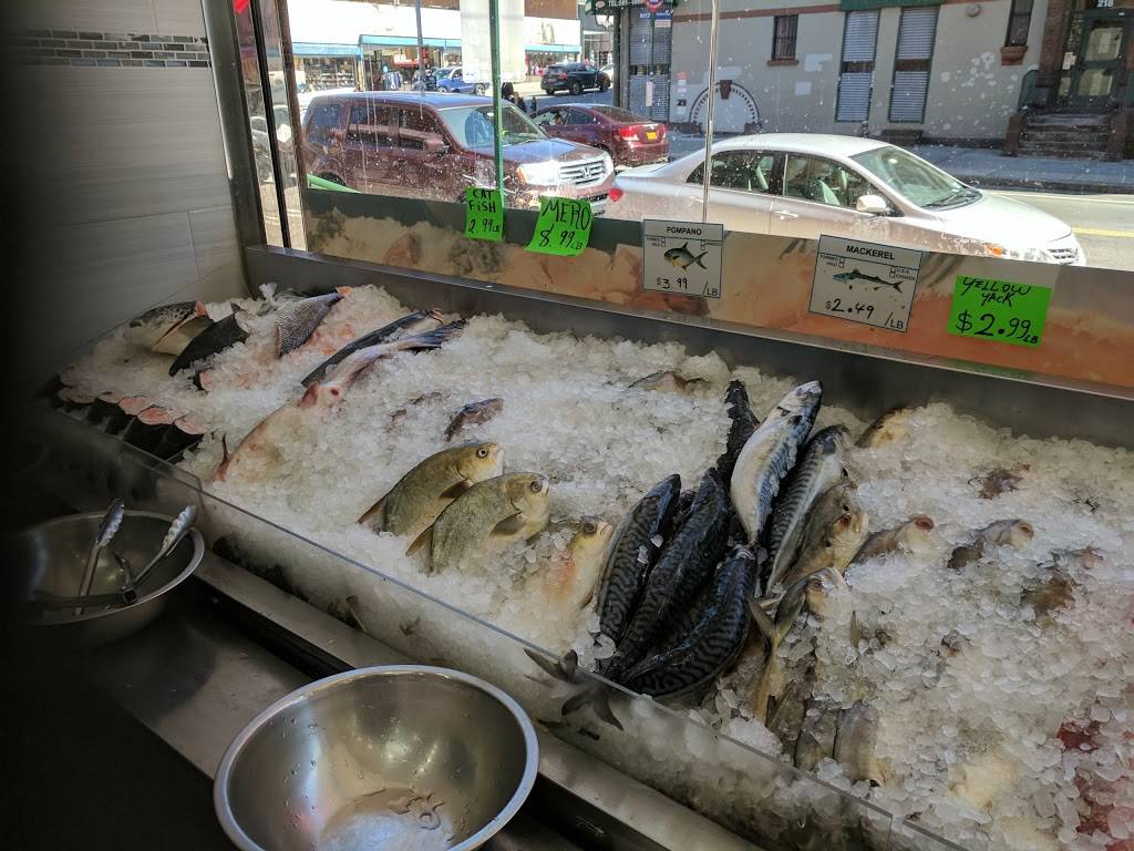 Fish Market | restaurant | 219 St Anns Ave, Bronx, NY 10454, USA | 7182923861 OR +1 718-292-3861