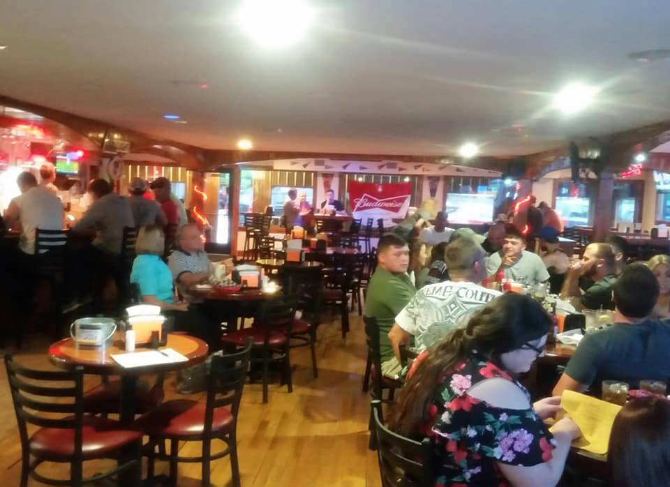 Murfs Gearbox Grill | restaurant | 26383 Scott Hwy, Winfield, TN 37892, USA | 4235698657 OR +1 423-569-8657