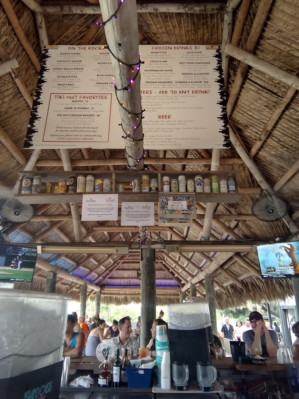 Tiki Hut | restaurant | 1 S Forest Beach Dr, Hilton Head Island, SC 29928, USA | 8433536514 OR +1 843-353-6514