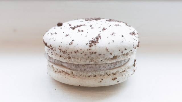Lavender Jones Macarons | bakery | 412 Bacon Rd, Painesville, OH 44077, USA | 4408531677 OR +1 440-853-1677