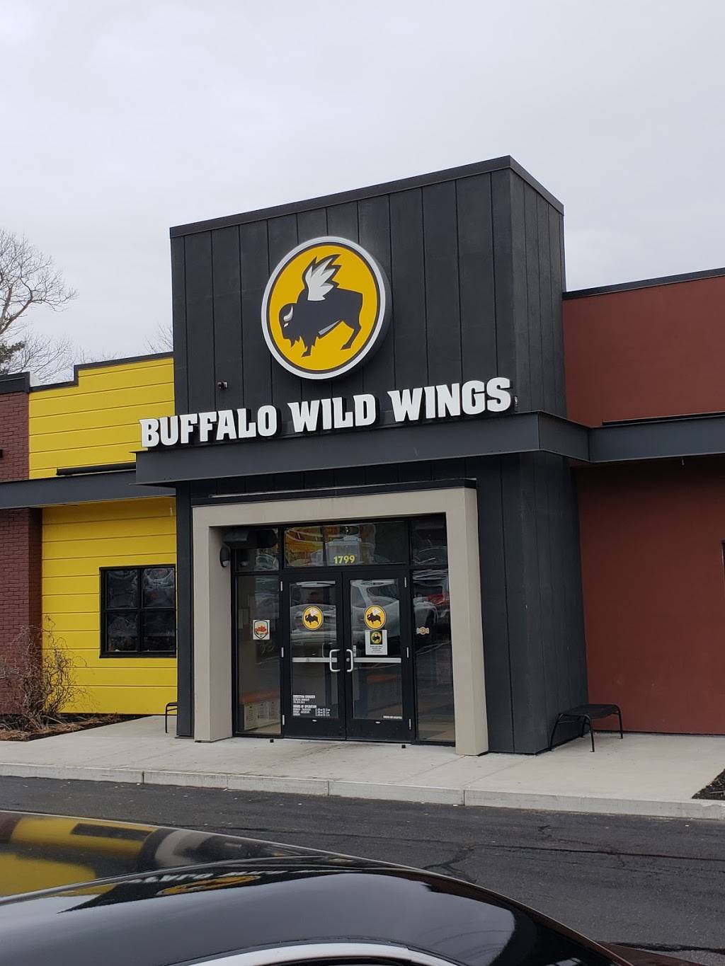 Buffalo Wild Wings | 1775 Washington St, Hanover, MA 02339, USA