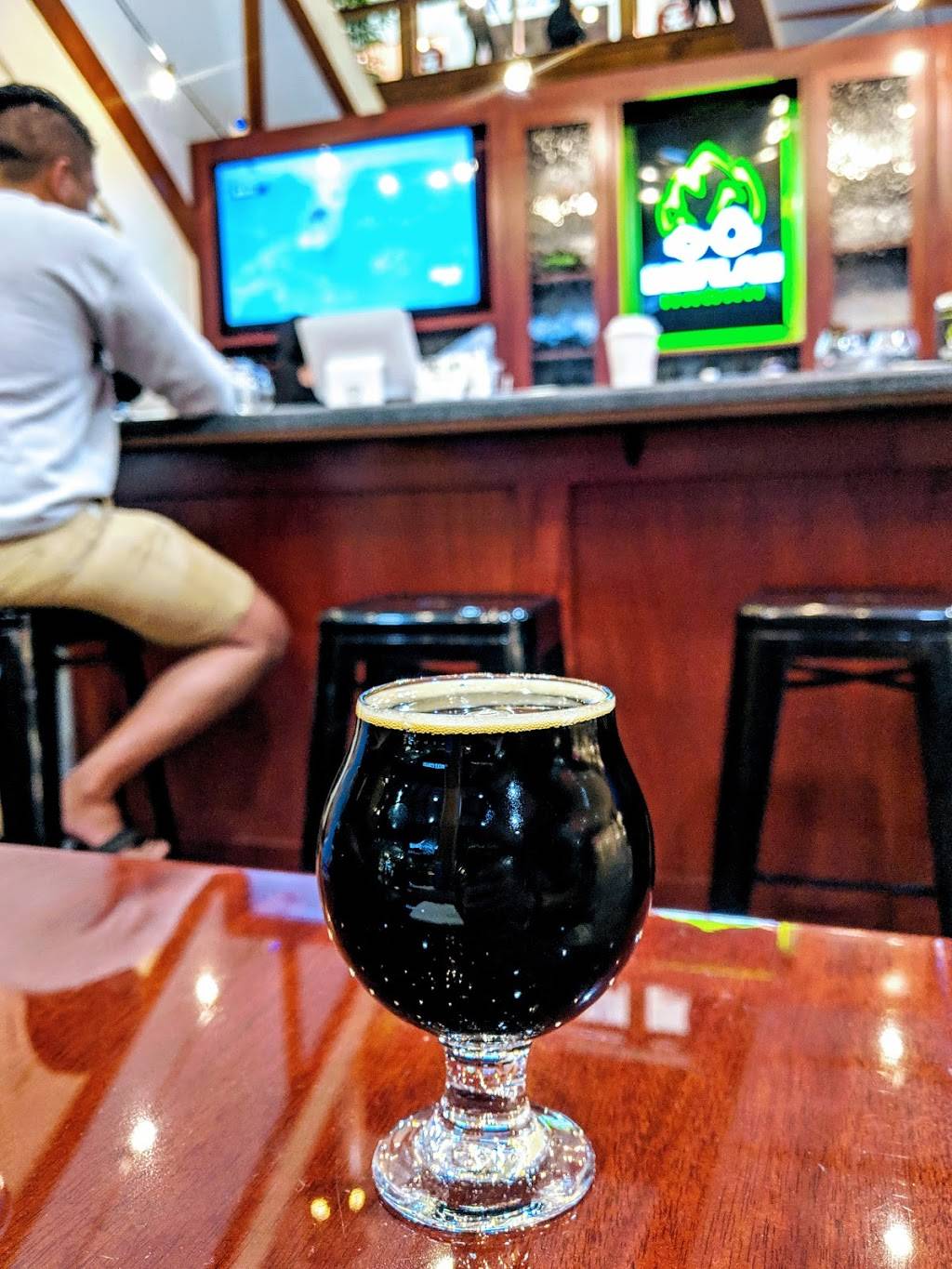 Beer Lab HI | restaurant | 98-1005 Moanalua Rd K9, Aiea, HI 96701, USA | 8087442007 OR +1 808-744-2007