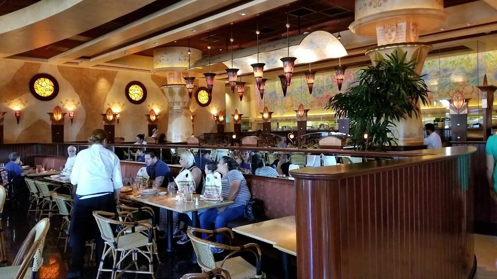 The Cheesecake Factory Restaurant in Galleria at Tyler