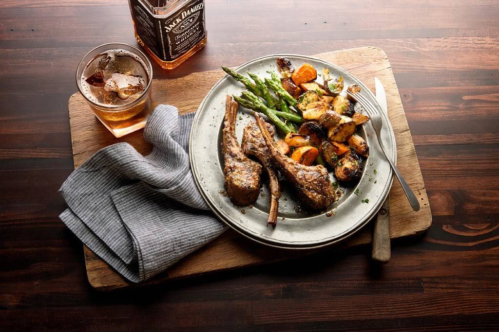 Brick House Tavern + Tap | restaurant | 1011 N Loop 1604 W, San Antonio, TX 78232, USA | 2104023107 OR +1 210-402-3107