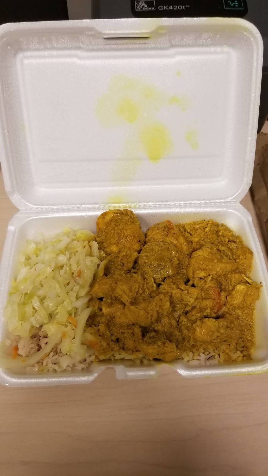 Caribbean Dreams & Seafood | restaurant | 7823 Cedar Ave, Cleveland, OH 44103, USA | 2163394544 OR +1 216-339-4544