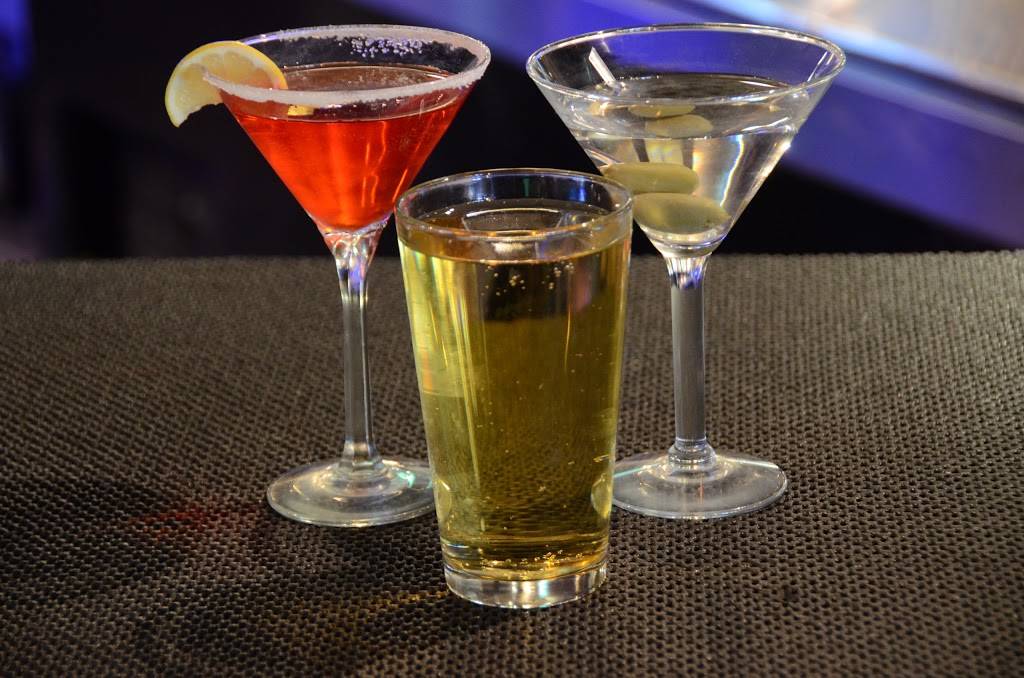 Palms Restaurant and Bar | restaurant | 4920 Avenue O, Fort Madison, IA 52627, USA | 3192461419 OR +1 319-246-1419
