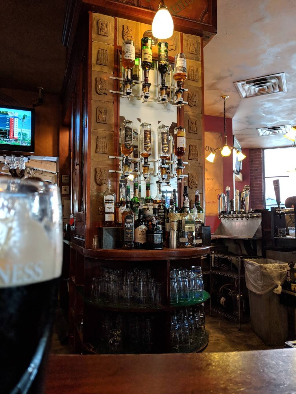 Claddagh Irish Pub | restaurant | 234 S Meridian St, Indianapolis, IN 46225, USA | 3178226274 OR +1 317-822-6274