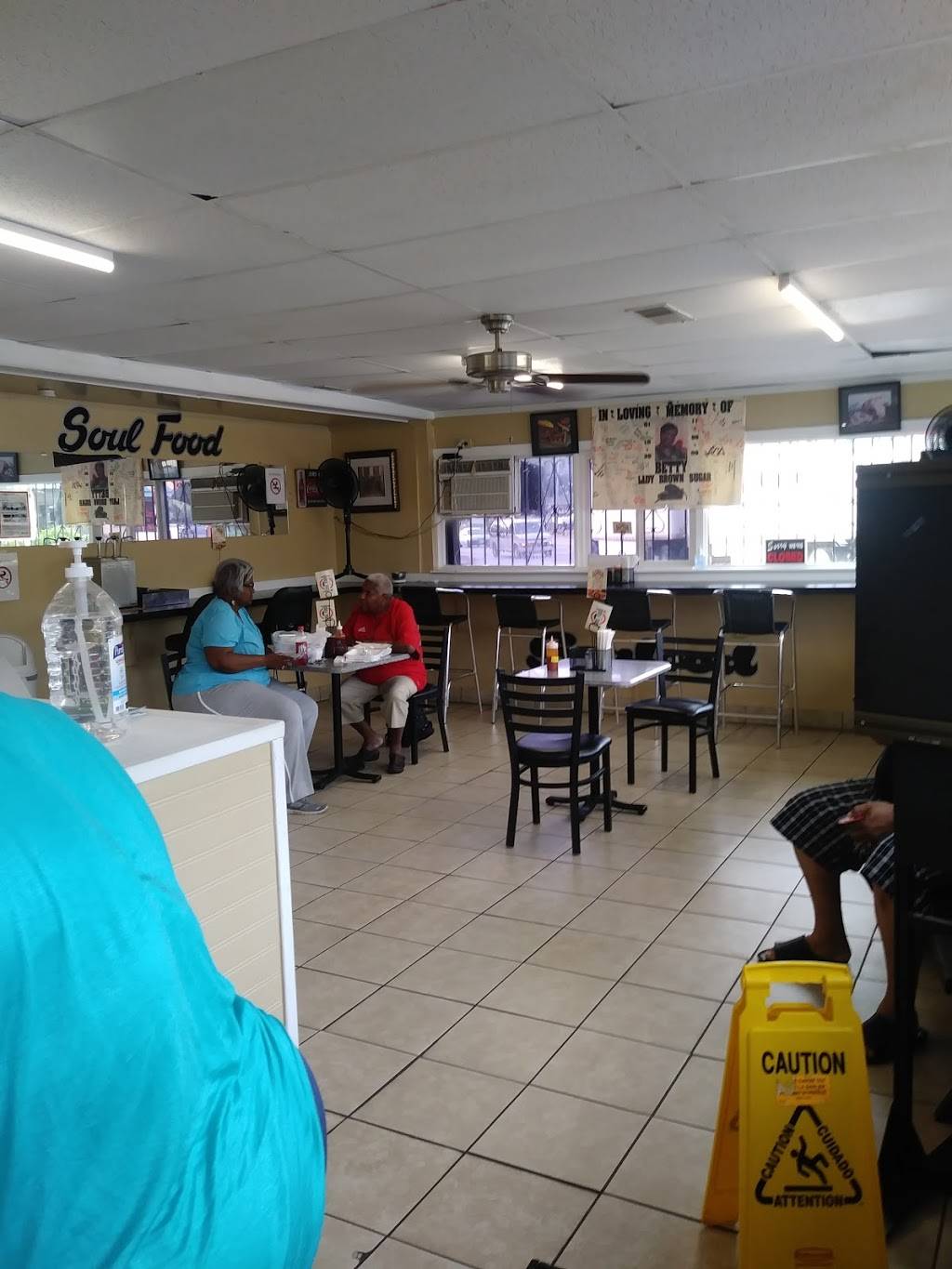 Soul Food Dining LLC 4900 Poplar Level Rd, Louisville, KY 40219, USA