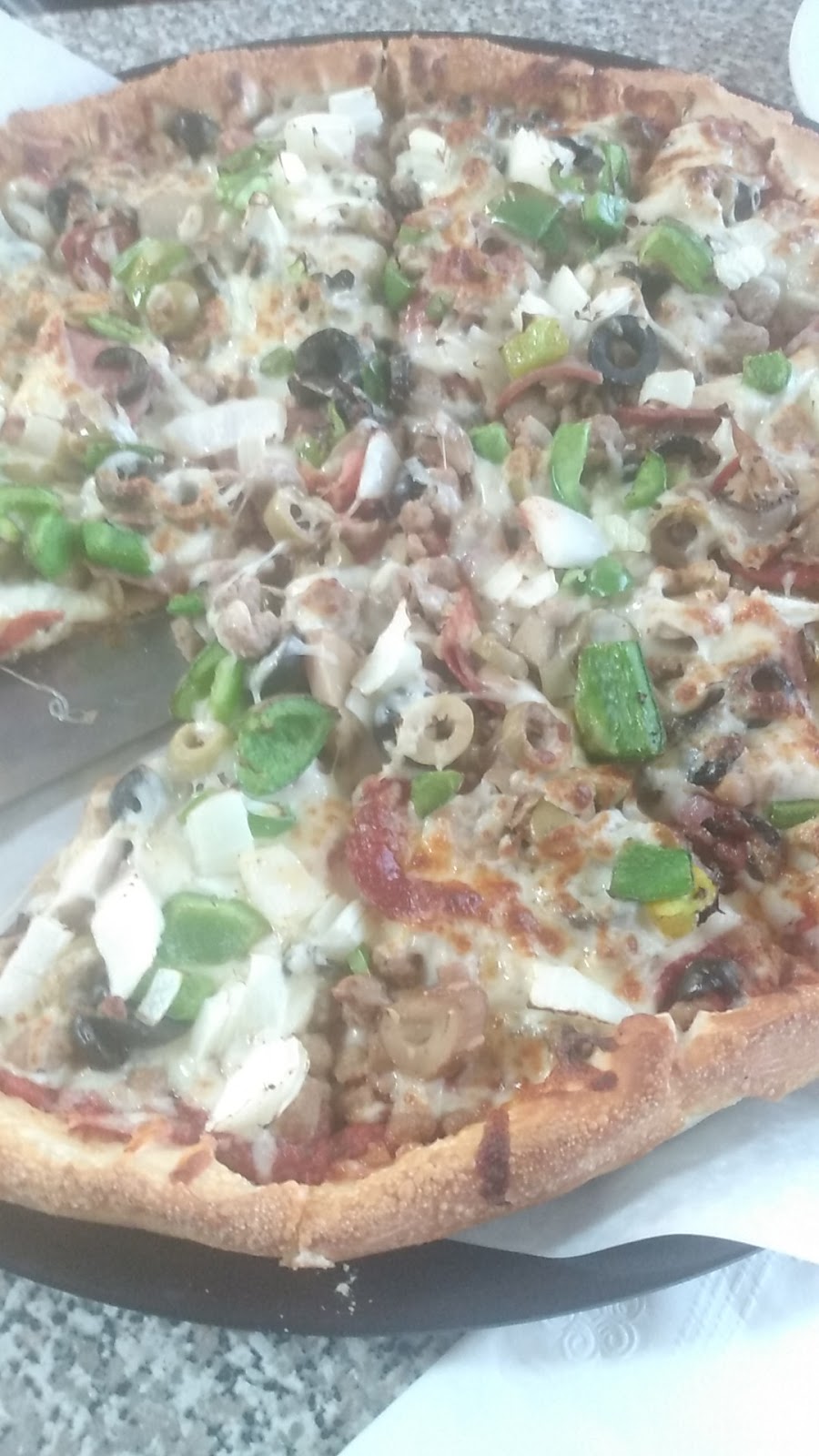 Pizza house | restaurant | 2019 W Walker St, Breckenridge, TX 76424, USA | 2542128069 OR +1 254-212-8069