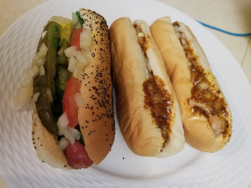 Dawsons Dogs | meal takeaway | 3213 St Joe Center Rd, Fort Wayne, IN 46835, USA | 2607155257 OR +1 260-715-5257