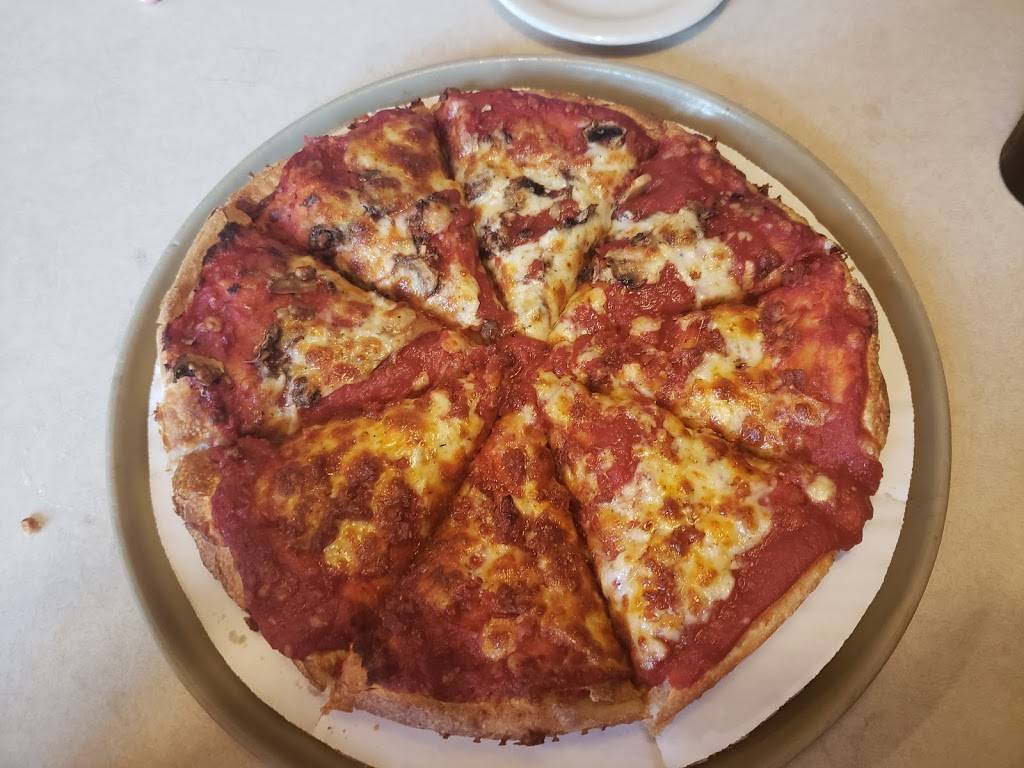 Pizza King | restaurant | 321 W State Blvd, Fort Wayne, IN 46808, USA | 2604832163 OR +1 260-483-2163