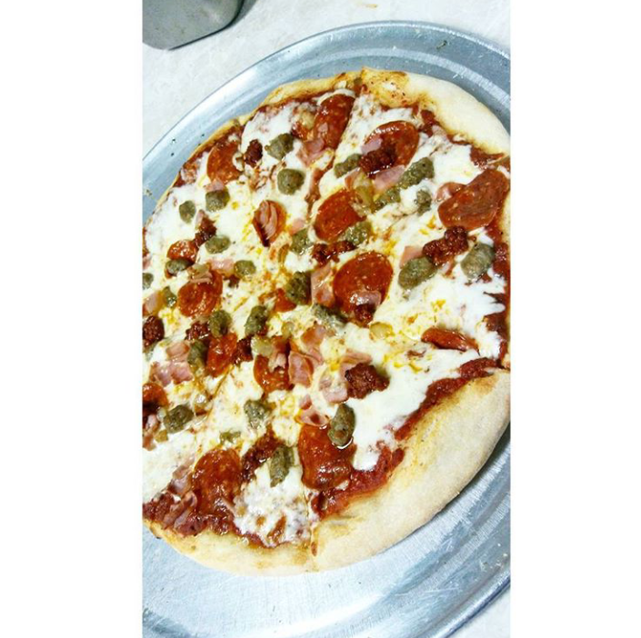 La Pinche Pizza | restaurant | Lago Nte, Valle Dorado, 22890 Ensenada, B.C., Mexico | 016462051284 OR +52 646 205 1284