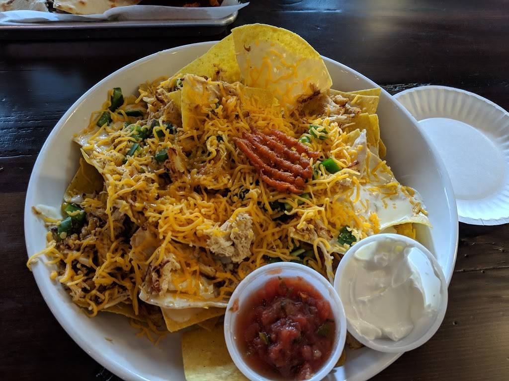 Court Street Pub | restaurant | 620 Court St, Ottawa, IL 61350, USA | 8153249032 OR +1 815-324-9032