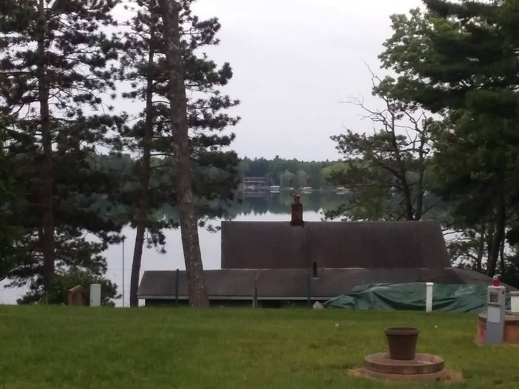 Wood Lake Resort W7115 Dakota Ave, Westfield, WI 53964, USA