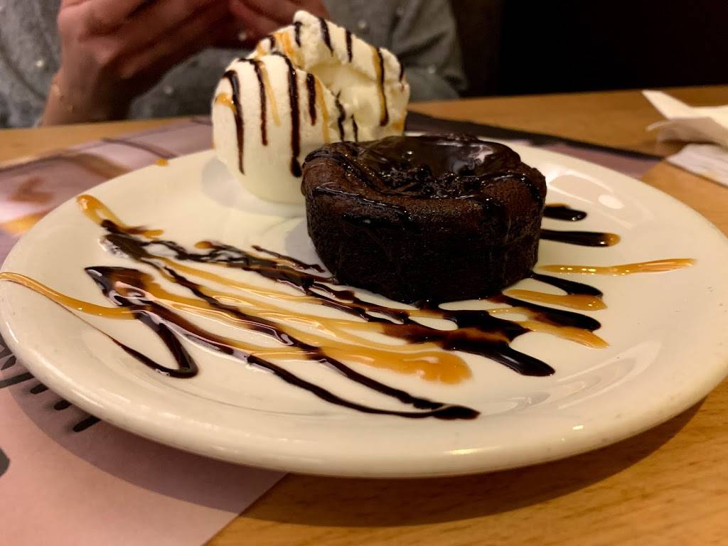 Rôtisserie Scores | restaurant | 3370 Boulevard Saint-Martin O, Laval, QC H7T 1A1, Canada | 4506866060 OR +1 450-686-6060