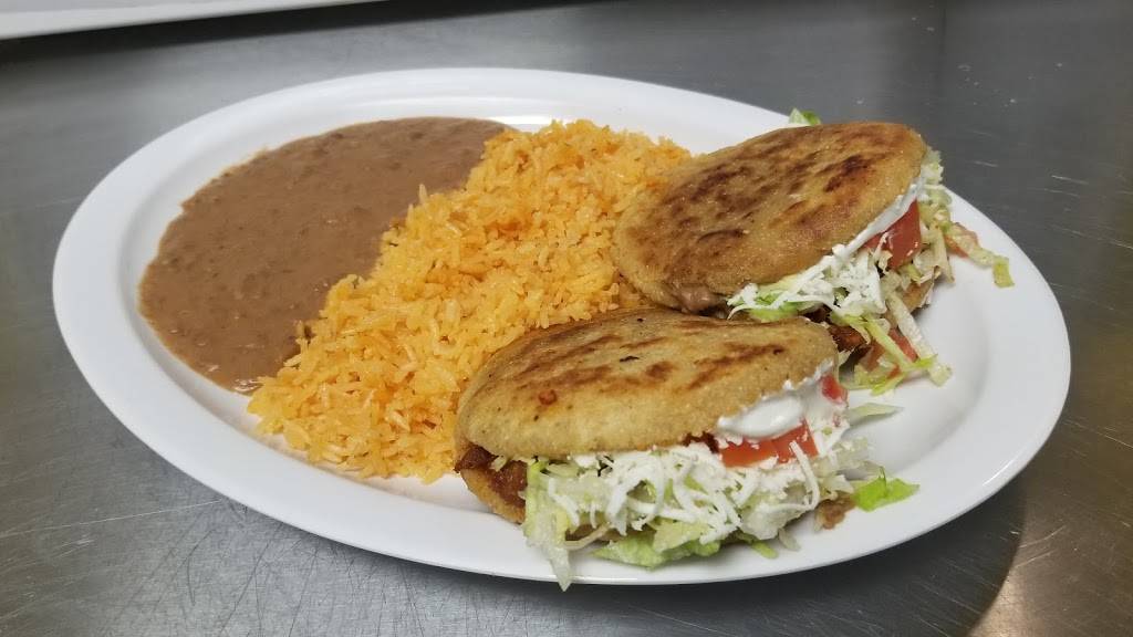 El Camino Real Restraunt | restaurant | 14100 Camino Real, Niederwald, TX 78640, USA | 5123769383 OR +1 512-376-9383
