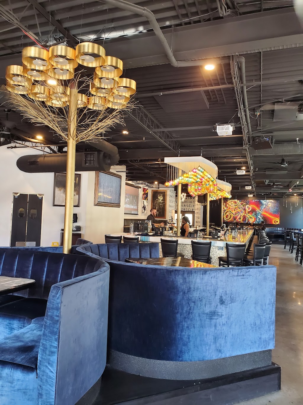 Society | night club | 2050 Central St, Kansas City, MO 64108, USA | 8166433300 OR +1 816-643-3300