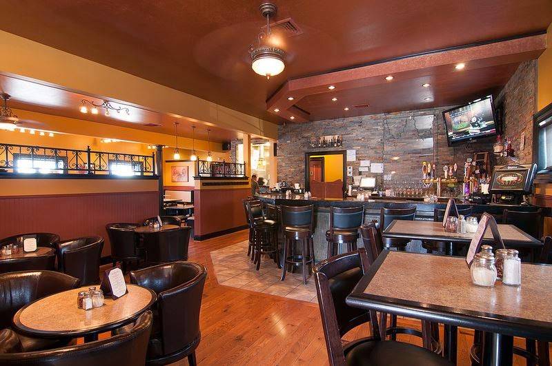 DAmicos Restaurant | restaurant | 2 Linden St, Plainville, CT 06062, USA | 8607475177 OR +1 860-747-5177