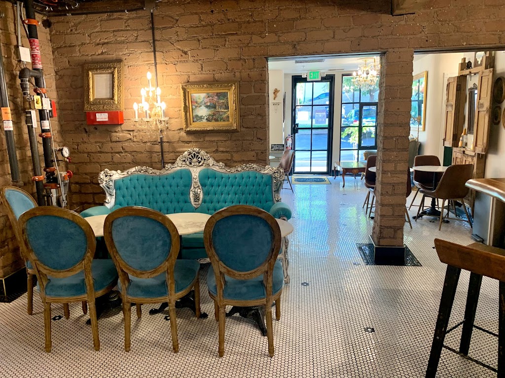 Cafe Feellove | bakery | 2 W St George Blvd Suite 38, St. George, UT 84770, USA | 4359221639 OR +1 435-922-1639