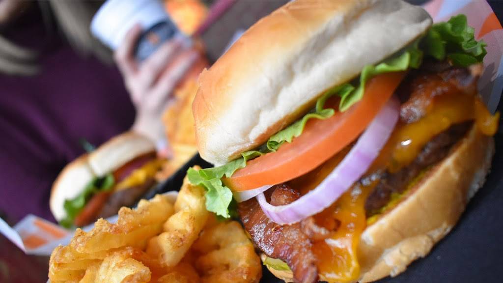 Back Yard Burgers Restaurant 5091 Park Ave, Memphis, TN 38117, USA
