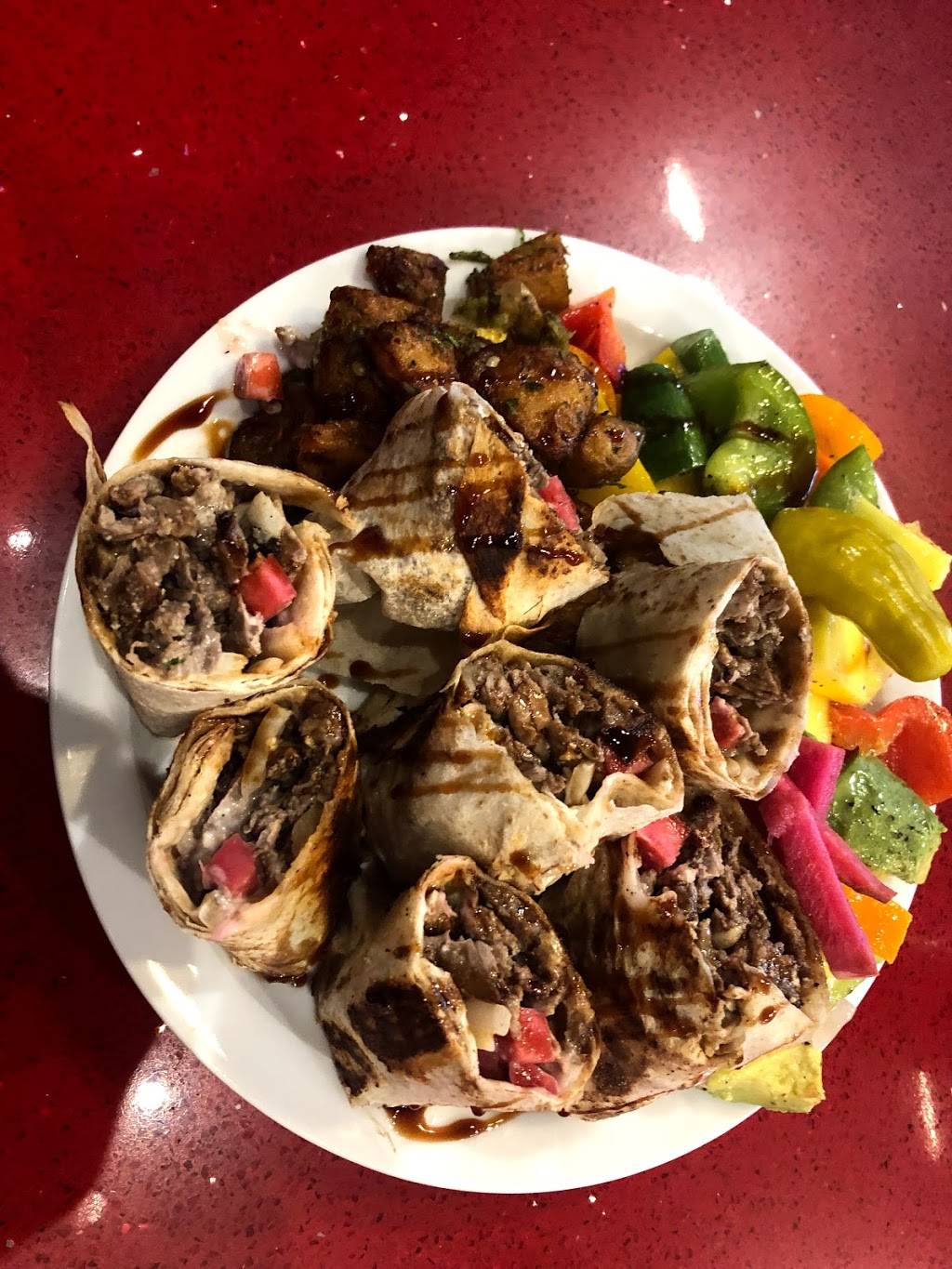 Jasmine Al Sham | restaurant | 3689 Boul Saint-Jean, Dollard-des-Ormeaux, QC H9G 1X2, Canada | 5143053030 OR +1 514-305-3030