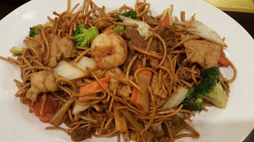 Hunan Hut - Restaurant | 5300 N Braeswood Blvd # 28, Houston, TX 77096, USA