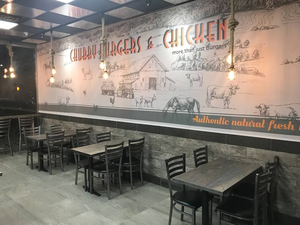 Chubby Burgers & Chicken | restaurant | 30-05 36th Ave, Long Island City, NY 11106, USA | 7183924071 OR +1 718-392-4071