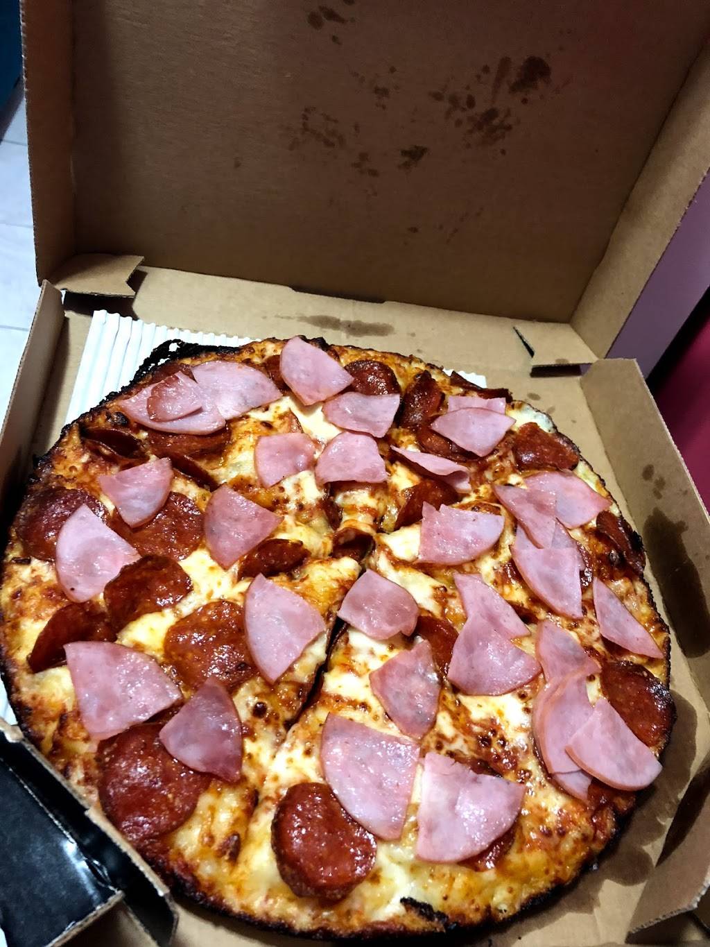 Dominos Pizza | meal delivery | 475 W W Merrick Rd, Valley Stream, NY 11580, USA | 5165615555 OR +1 516-561-5555