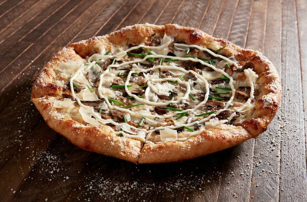 Mellow Mushroom | meal takeaway | 410 Blackwell St, Durham, NC 27701, USA | 9196808500 OR +1 919-680-8500