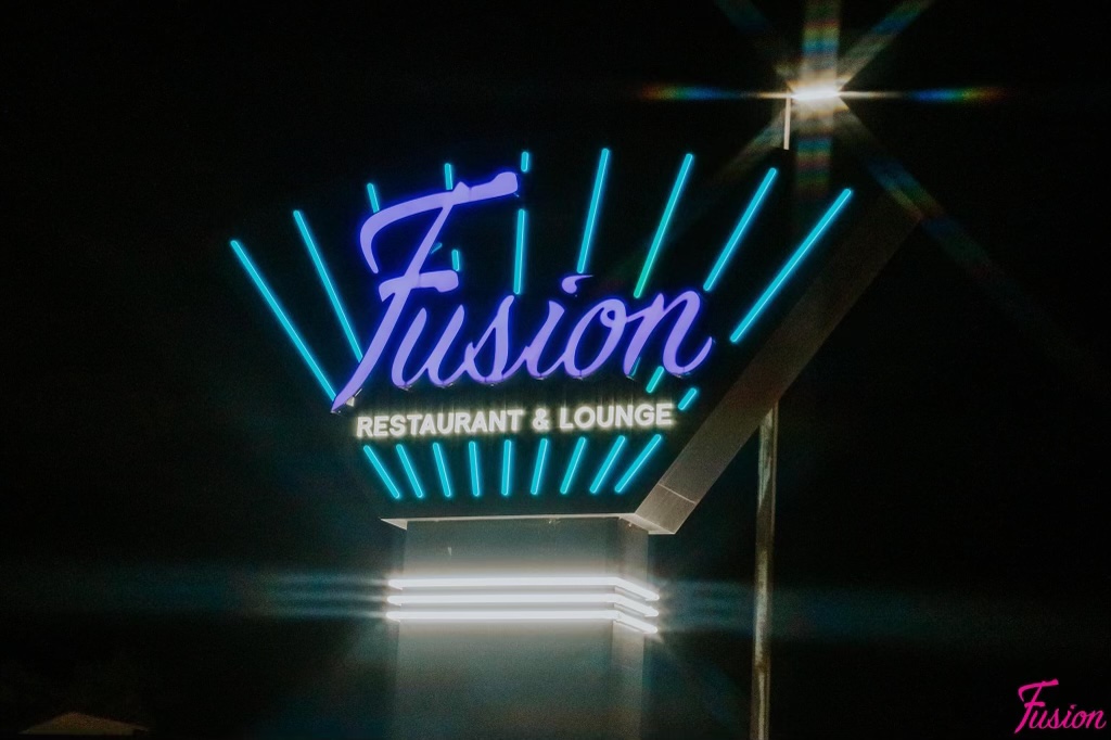 Fusion | restaurant | 1390 N Pacific Hwy, Woodburn, OR 97071, USA