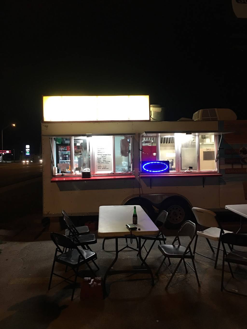 Taqueria Limon | restaurant | 3301-3335 Cornhusker Hwy, Lincoln, NE 68504, USA | 4029758991 OR +1 402-975-8991
