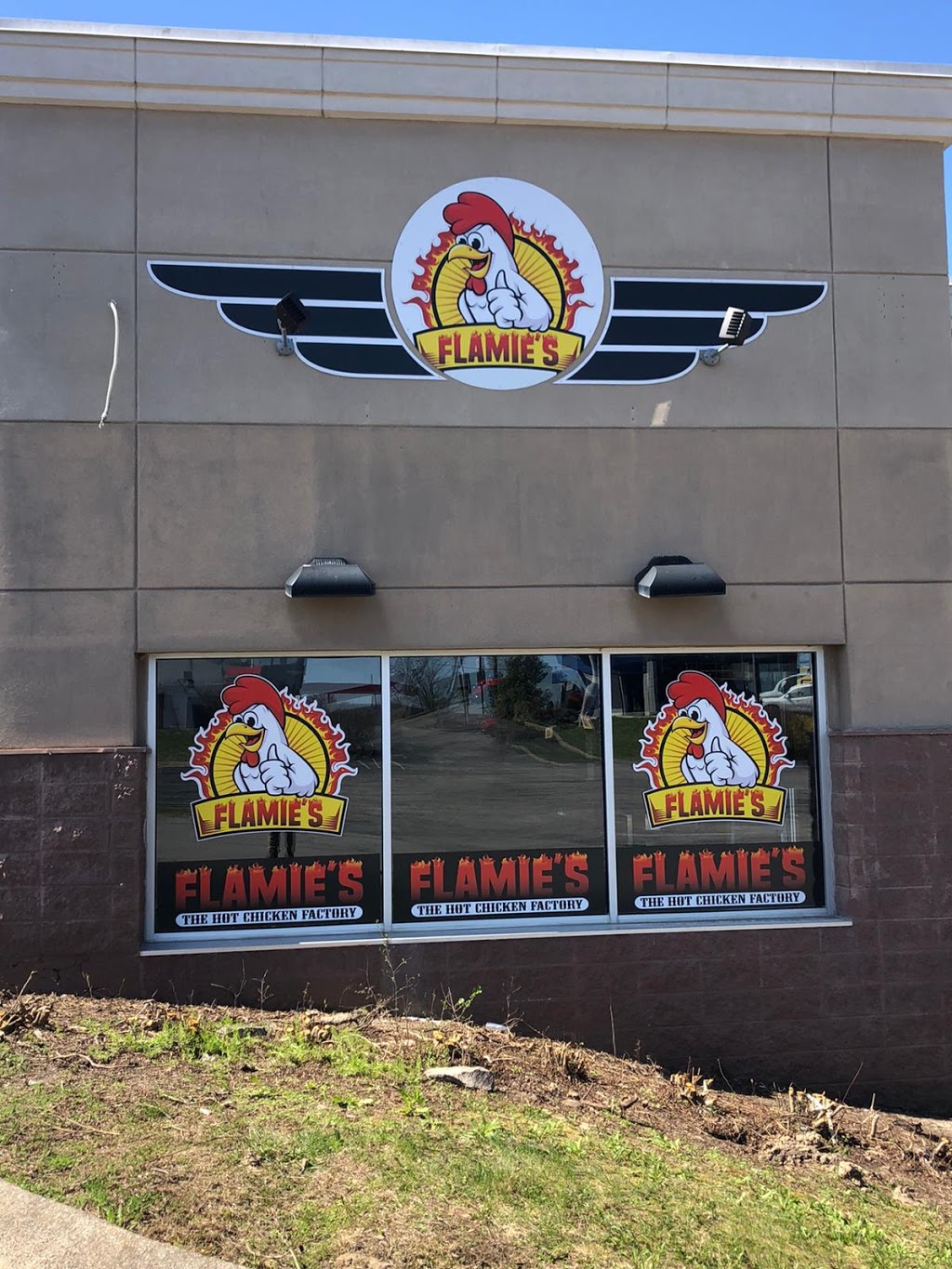 Flamies the hot chicken factory | restaurant | 1440 Nashville Rd, Franklin, KY 42134, USA | 2702230833 OR +1 270-223-0833