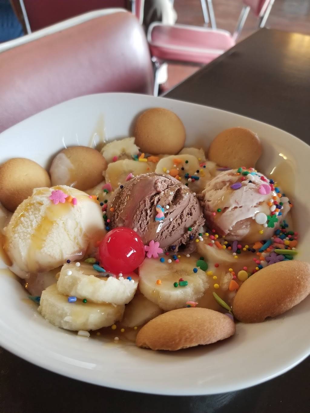 Jimmy Vegas Smokehouse | restaurant | 40120 Industrial Park Cir, Georgetown, TX 78626, USA | 5125772813 OR +1 512-577-2813