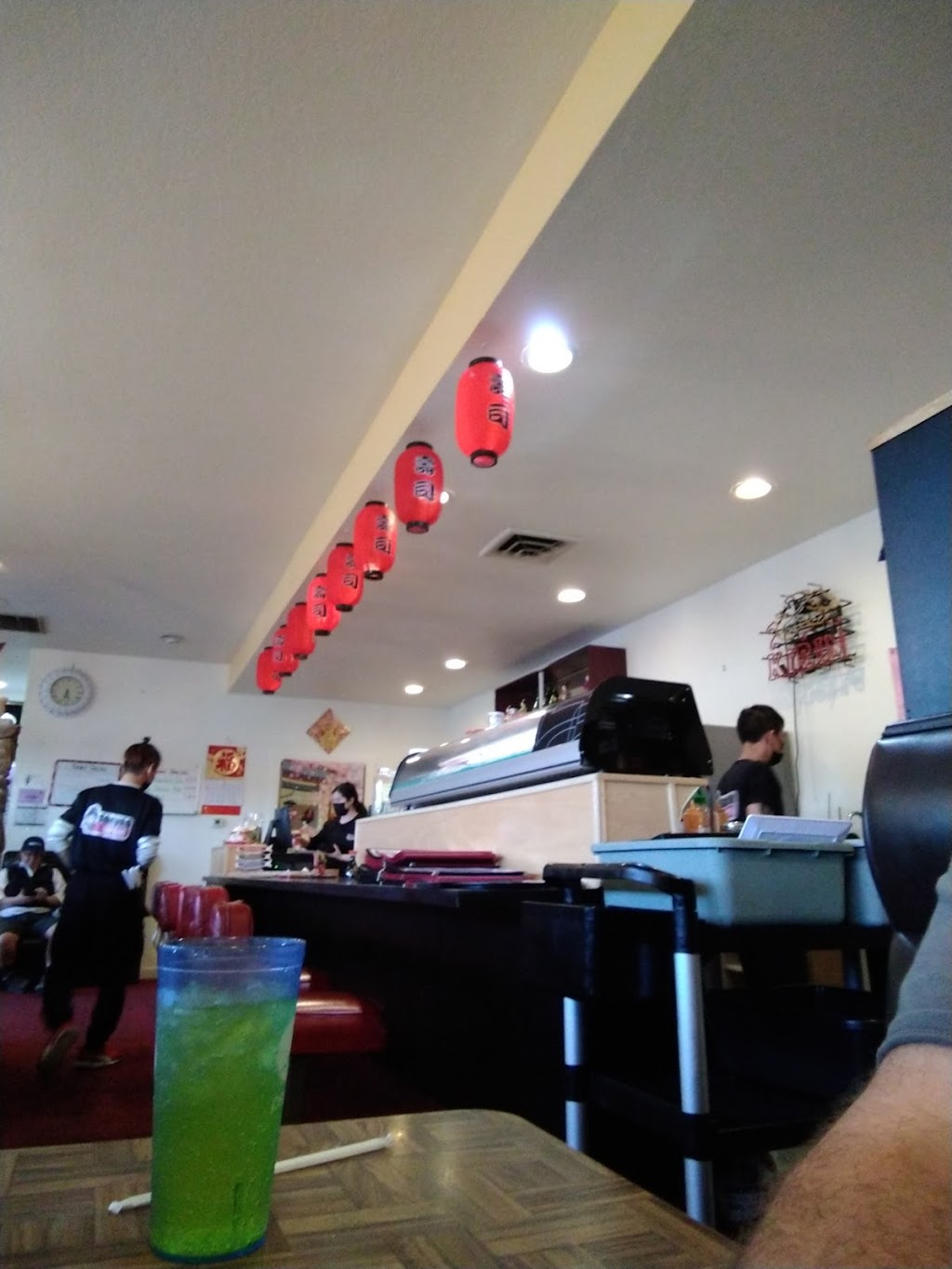 Sakura Sushi | restaurant | 2405 NE Diamond Lake Blvd, Roseburg, OR 97470, USA | 5416731342 OR +1 541-673-1342