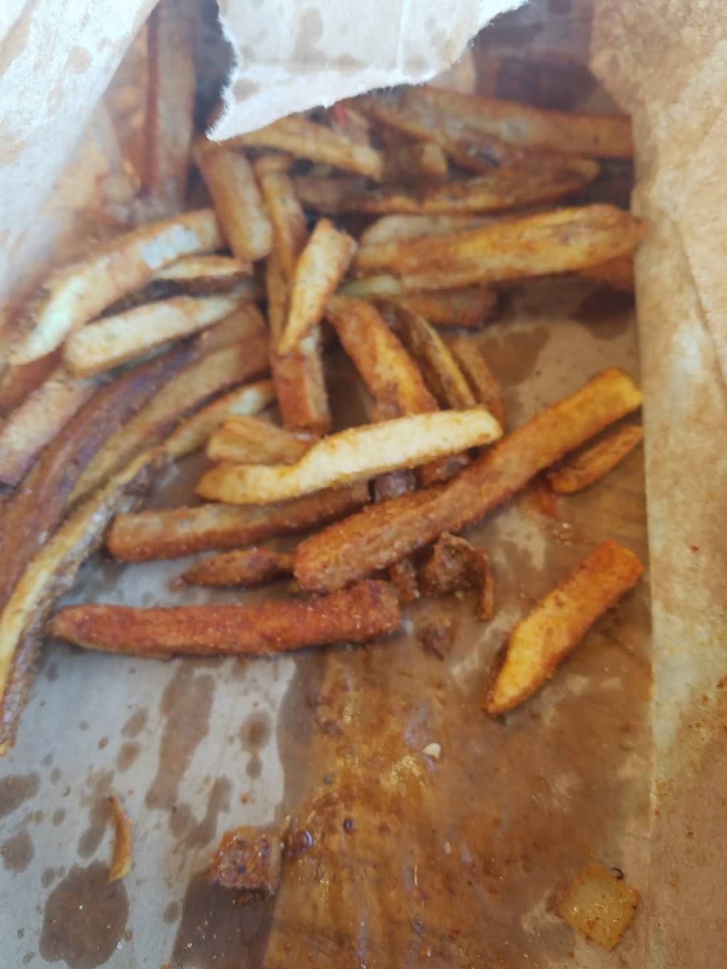 Five Guys | meal takeaway | 1767 Madison St, Clarksville, TN 37043, USA | 9319194344 OR +1 931-919-4344