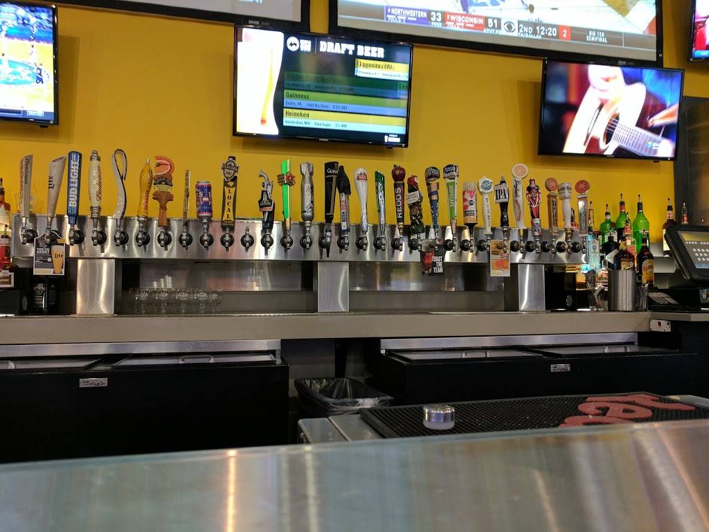 Buffalo Wild Wings | restaurant | 2035 N Central Expy STE 610, McKinney, TX 75070, USA | 9725480746 OR +1 972-548-0746