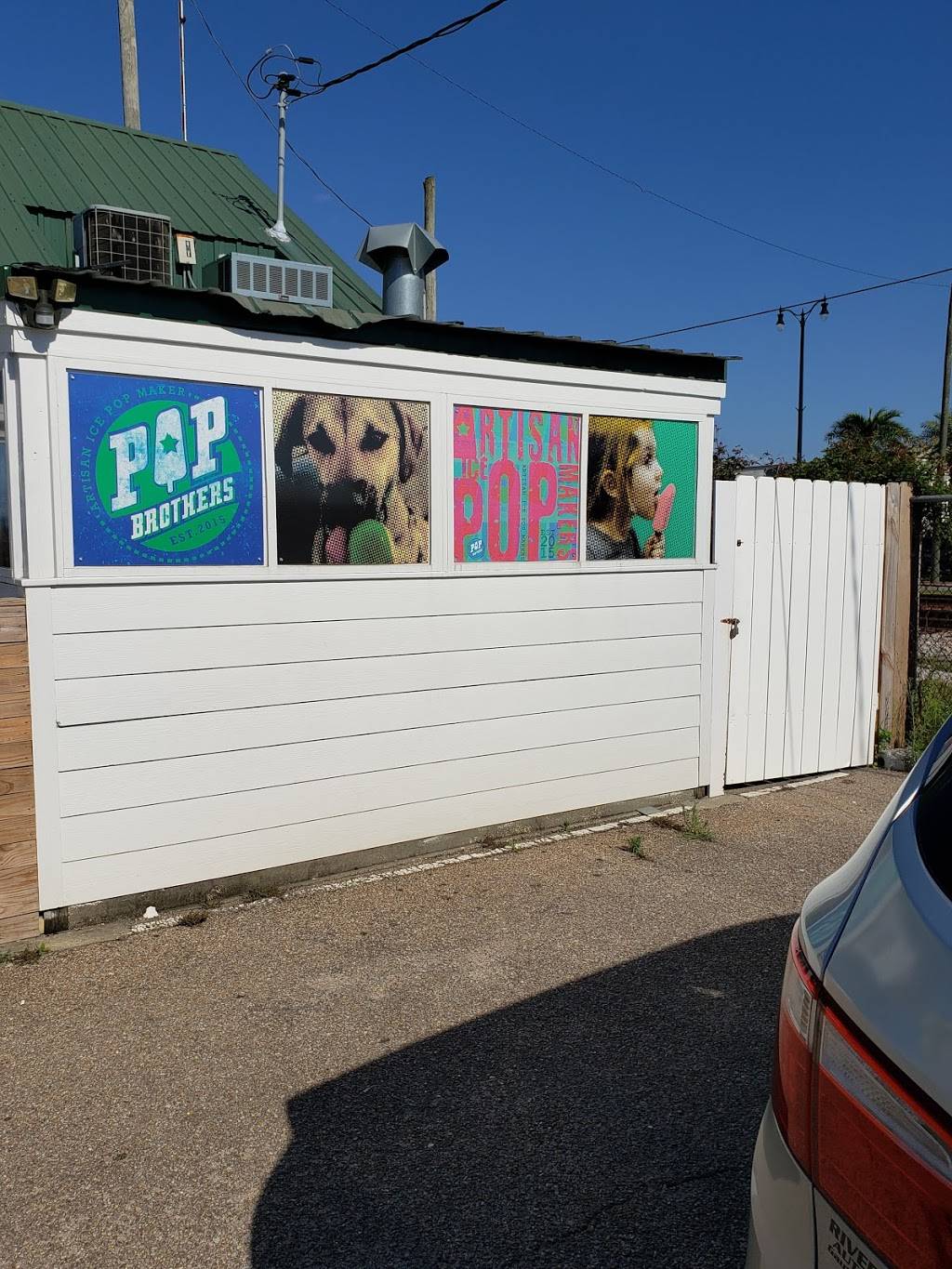 Pop Brothers | restaurant | 1501 25th Ave, Gulfport, MS 39501, USA | 2282060656 OR +1 228-206-0656