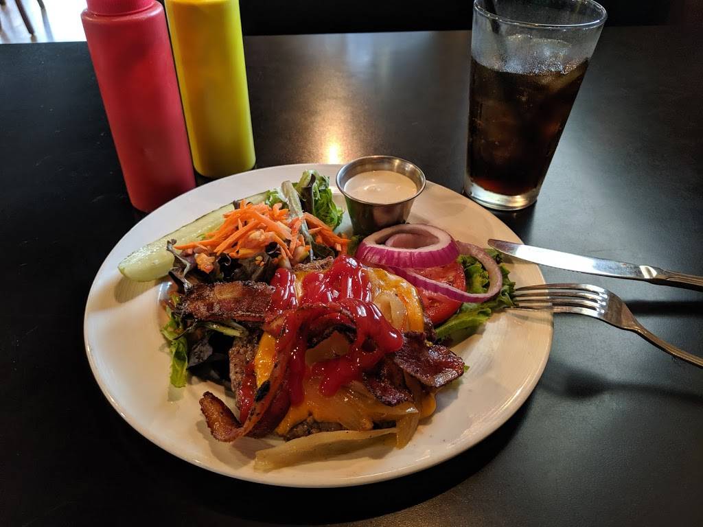 Star Bar 2811 Ingersoll Ave, Des Moines, IA 50312, USA
