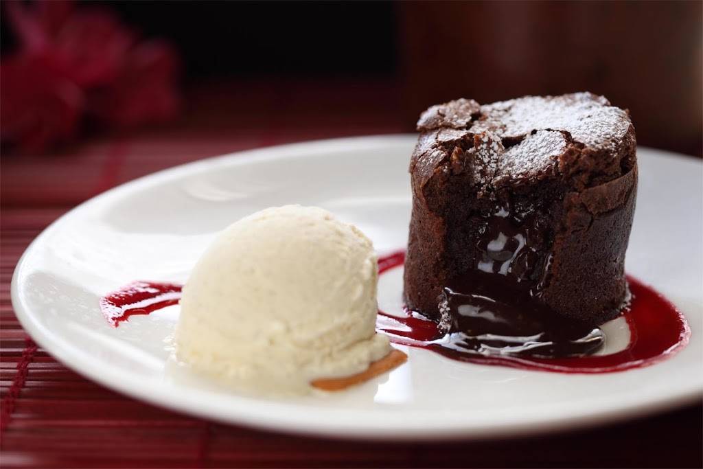 Roys Restaurant | restaurant | 6363 Topanga Canyon Blvd, Woodland Hills, CA 91367, USA | 8188884801 OR +1 818-888-4801