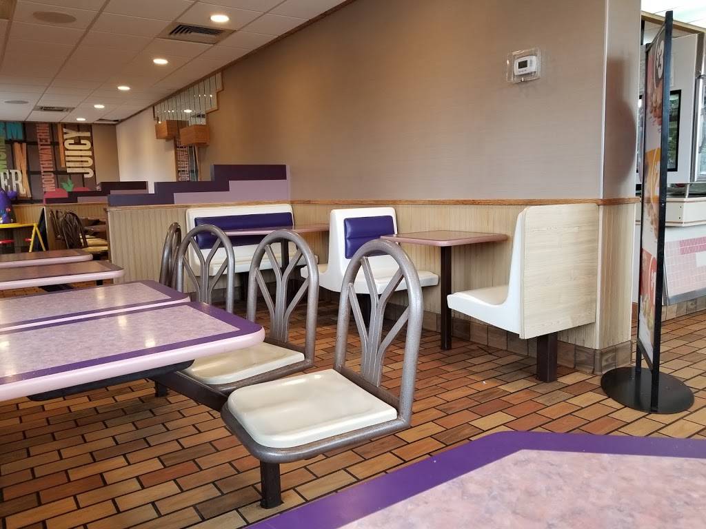 McDonalds | restaurant | 3195 Old Lee Hwy, Fairfax, VA 22030, USA | 7033522623 OR +1 703-352-2623