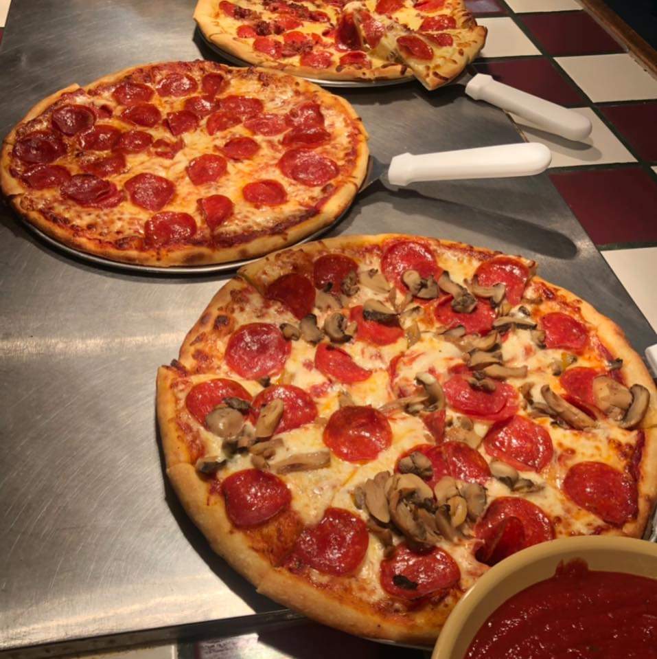 Brennan Family Pizzeria | meal delivery | 216 Pennsylvania Ave, Wellston, OH 45692, USA | 7403842157 OR +1 740-384-2157