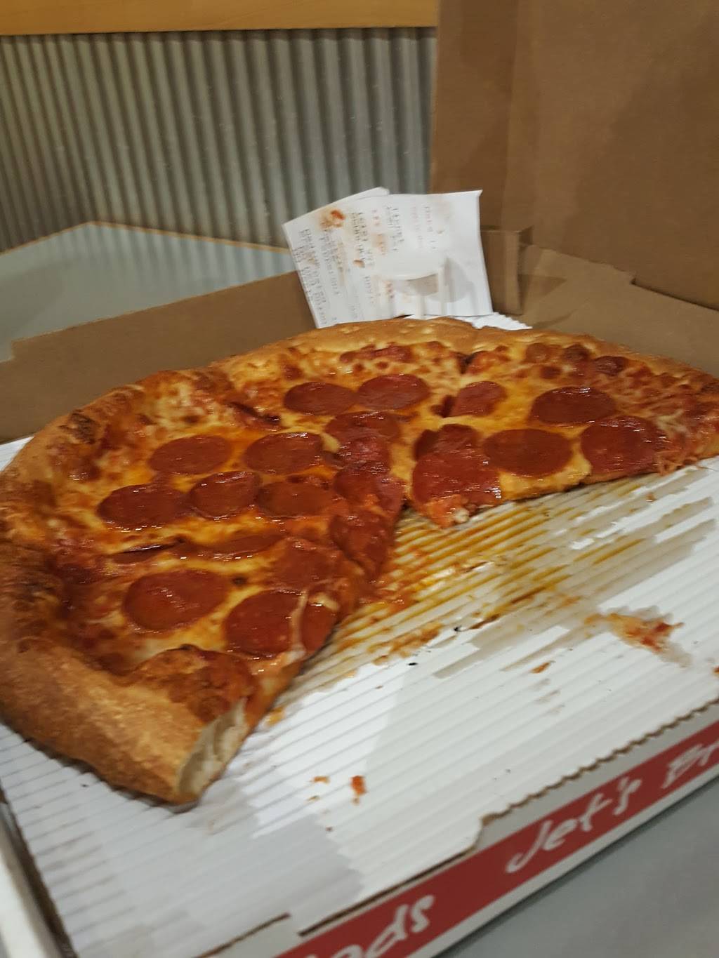 Jets Pizza | meal delivery | 122 Belvedere Dr N, Gallatin, TN 37066, USA | 6154510252 OR +1 615-451-0252