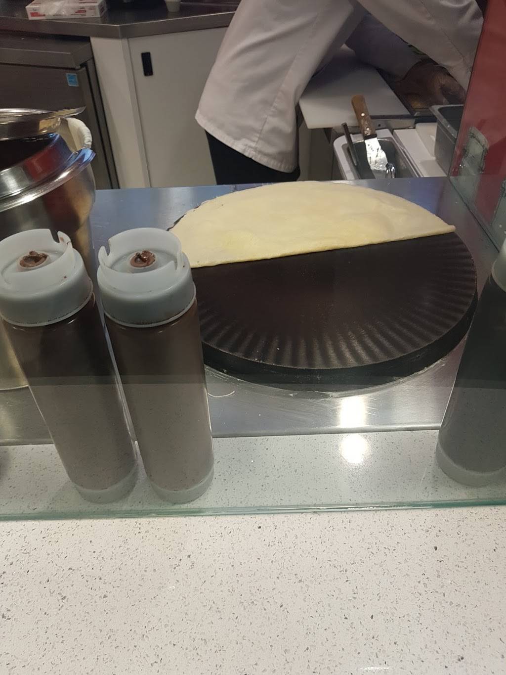 Crepe Delicious | restaurant | 100 Queensway W, Mississauga, ON L5B 1B8, Canada | 8775827373 OR +1 877-582-7373