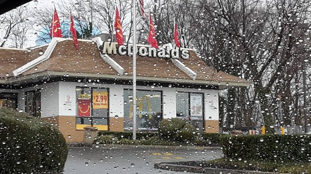 McDonald's 2529 Good Hope Rd SE, Washington, DC 20020, USA