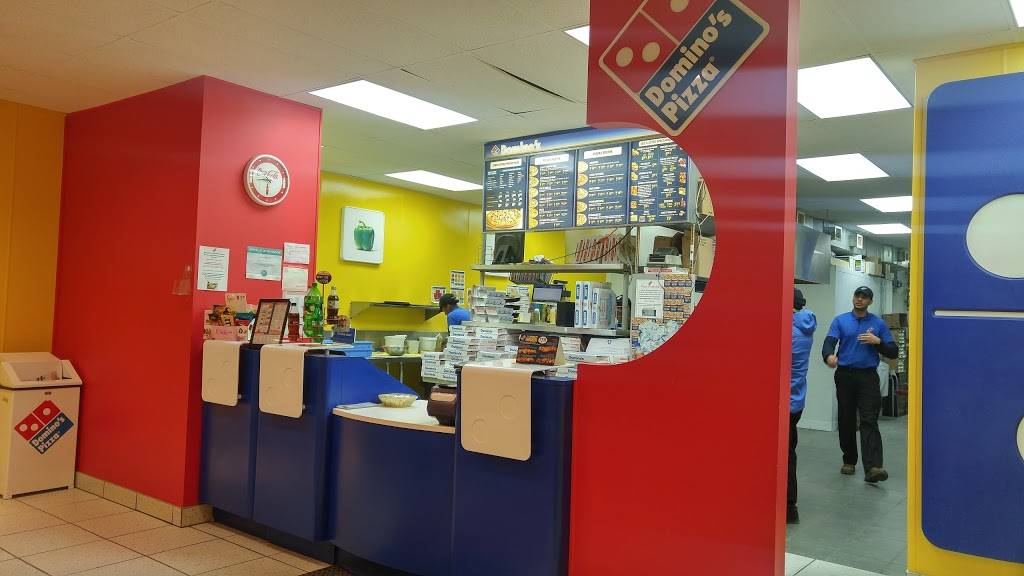 Dominos Pizza | meal delivery | 3326 Rue Ontario E, Montréal, QC H1W 1P7, Canada | 5145253333 OR +1 514-525-3333